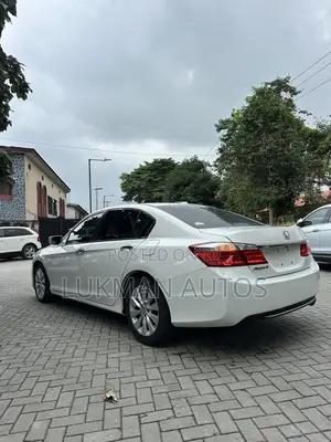 Honda Accord EX-L 4dr Sedan (2.4L 4cyl CVT) 2015 White