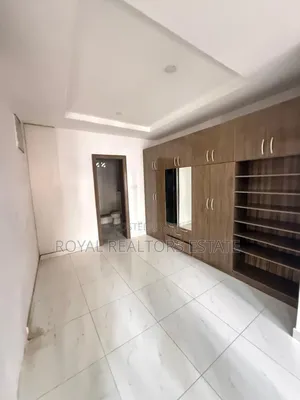 4bdrm Townhouse / Terrace in Jahi for rent