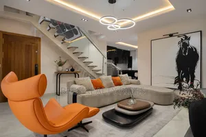 Brand New 2 Bedroom Maisonette With a Ps5, Pool, Bathtub, Balconies