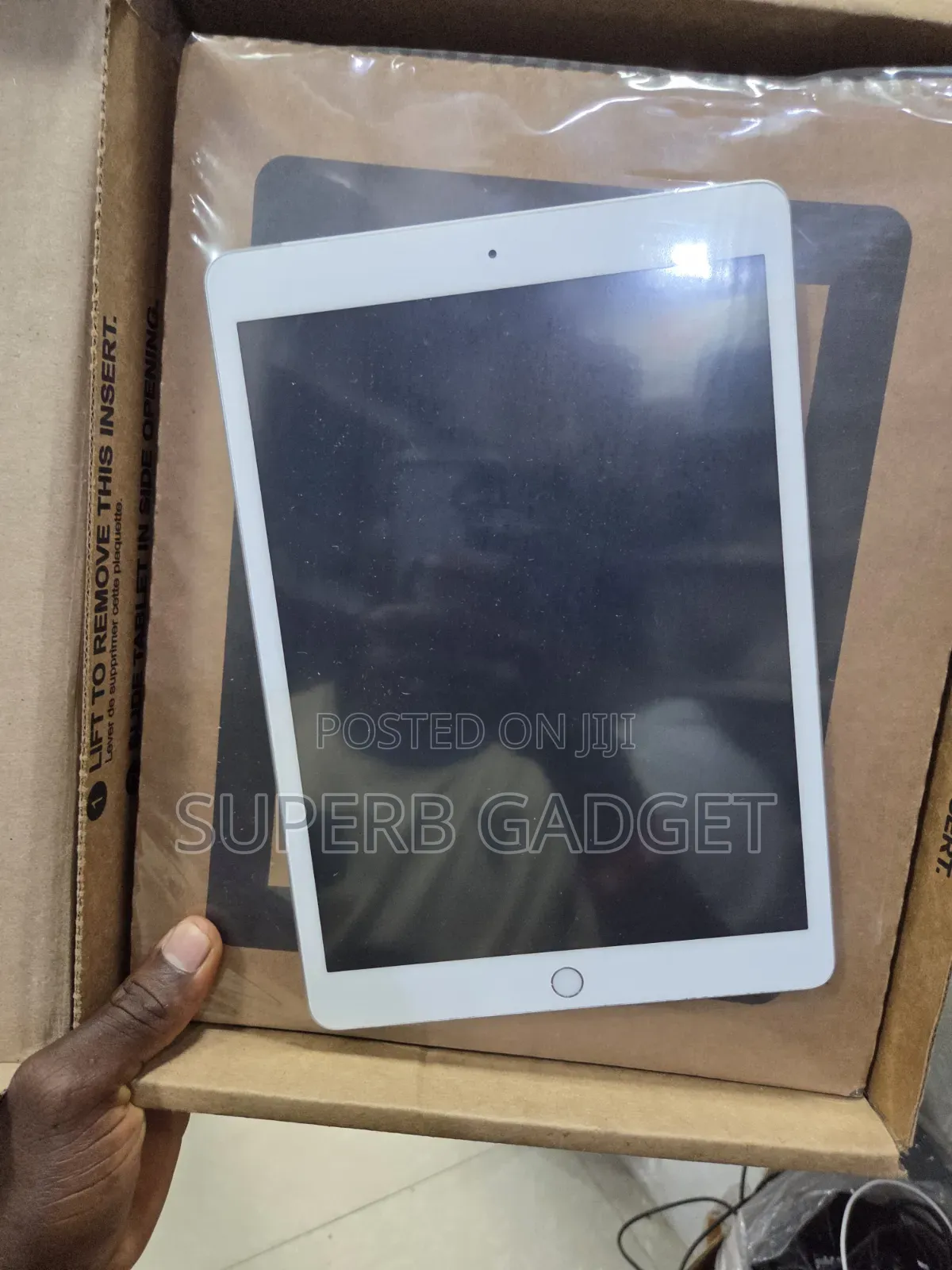 New Apple iPad 10.2 (2020) 32 GB White