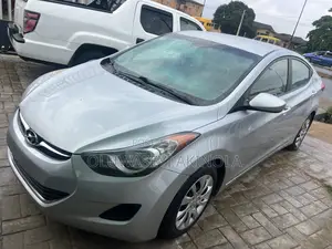 Hyundai Elantra 2013 Silver