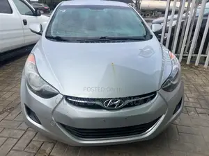 Hyundai Elantra 2013 Silver