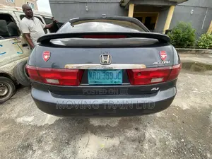 Honda Accord 2005 Gray
