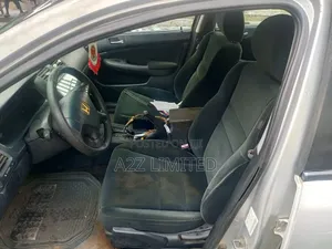 Honda Accord 2005 Silver