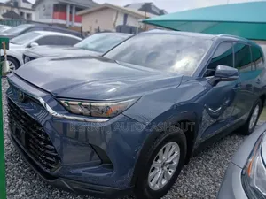 Toyota Highlander 2024 Blue