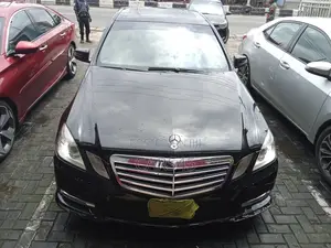Mercedes-Benz E350 2013 Black