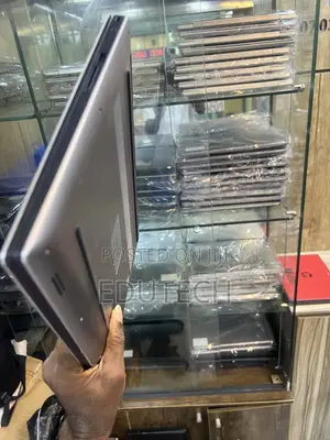 Laptop Dell Precision 5520 8GB Intel Core i7 SSD 256GB