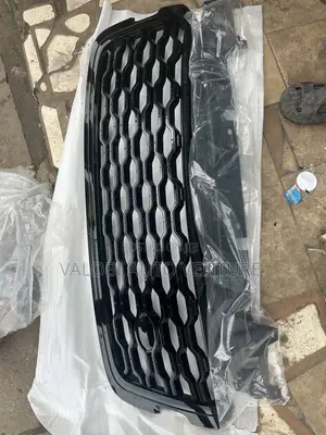 Front Grill Range Rover Velar 2020
