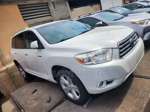 Toyota Highlander Limited 2009 White