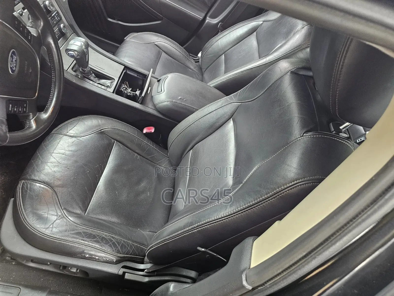 Ford Taurus 2011 Black