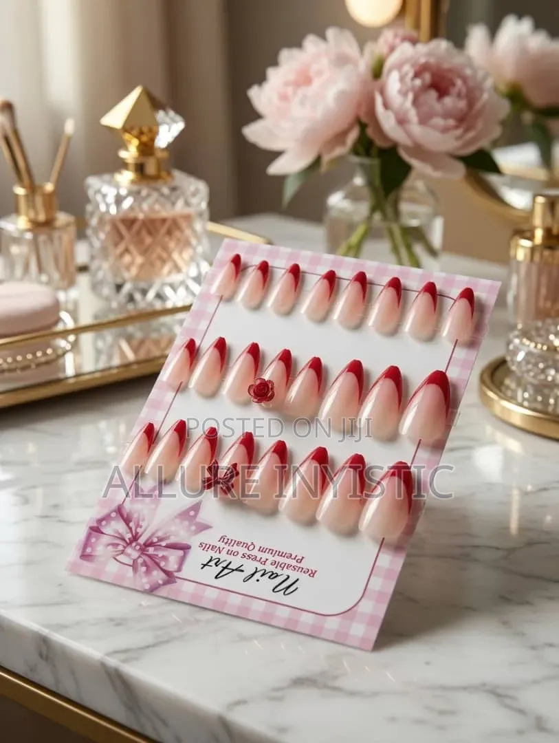 Luxury Press-on Nails Durable and Affordable