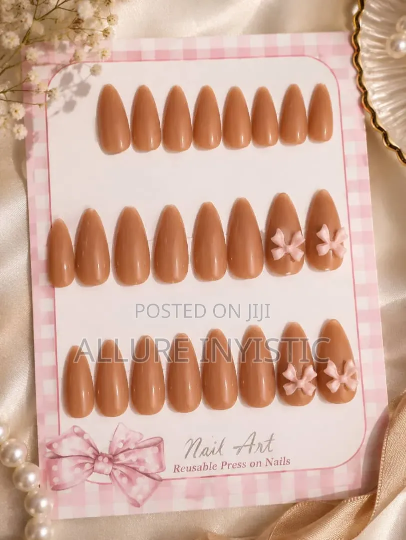 Luxury Press-on Nails Durable and Affordable