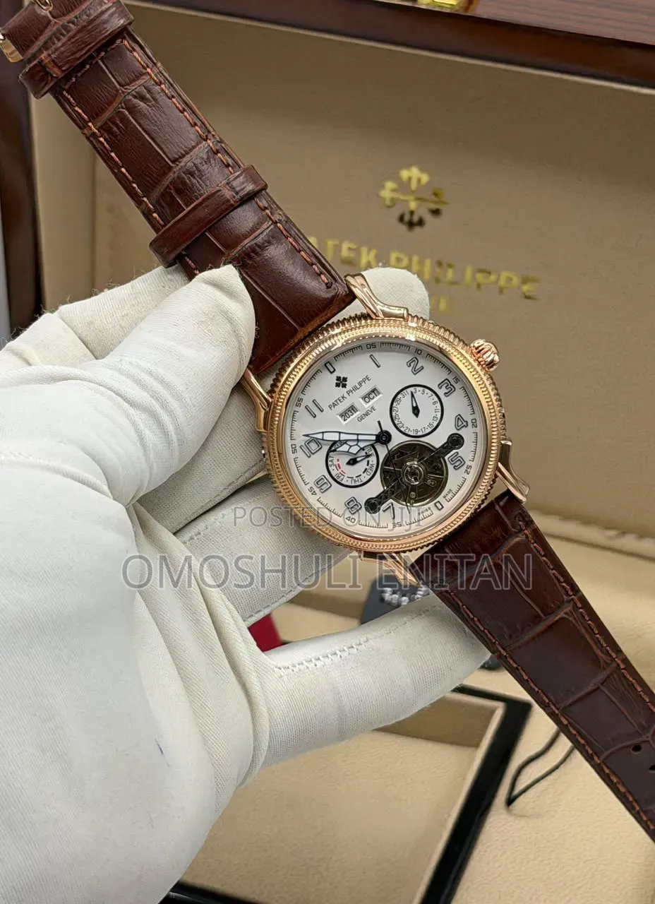 High Quality Patek Phillipe Leather Strap Watch