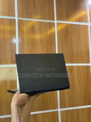 Laptop MSI GS66 Stealth 11UH 16GB Intel Core i7 SSD 512GB