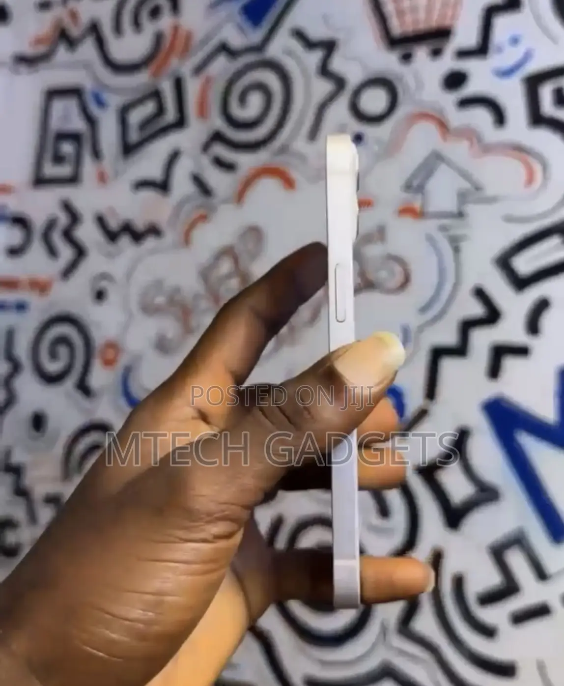 New Apple iPhone 13 128 GB White