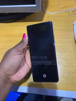 Tecno Camon 40 128 GB Blue