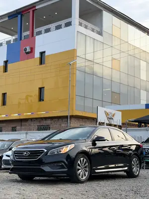 Hyundai Sonata Sport 4dr Sedan (2.4L 4cyl 6A) 2015 Black