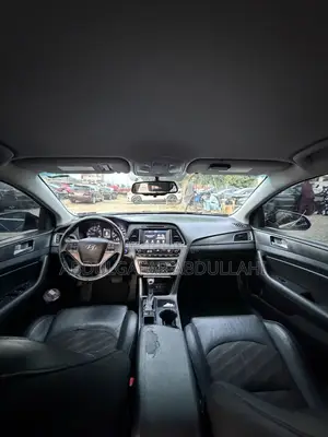 Hyundai Sonata Sport 4dr Sedan (2.4L 4cyl 6A) 2015 Black