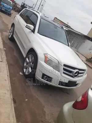 Mercedes-Benz GLK-Class 350 4MATIC 2011 White