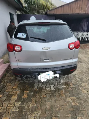 Chevrolet Traverse 2012 Silver