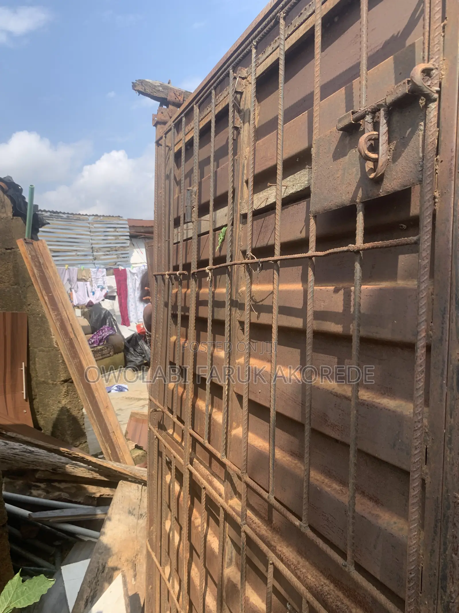Shop Container