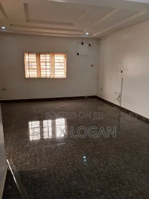 2bdrm Block of Flats in Larix Estate, Idu Industrial for rent