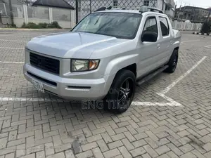 Honda Ridgeline RTL w/Leather 4x4 Crew Cab 122 in. WB 2007 Silver