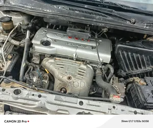 Toyota Avensis Verso 2.0 Petrol 2005 Silver