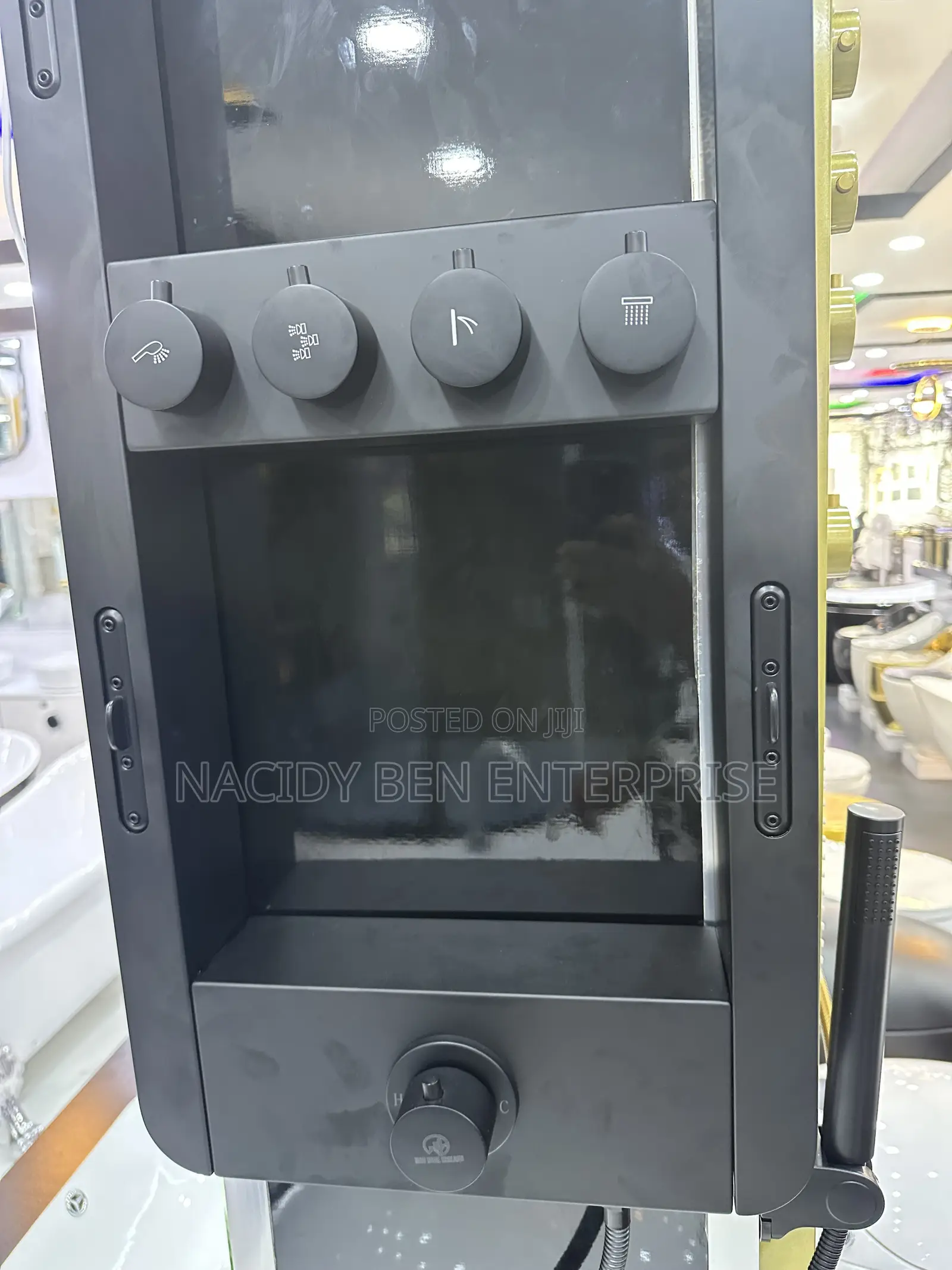 Master Luxury Display Shower