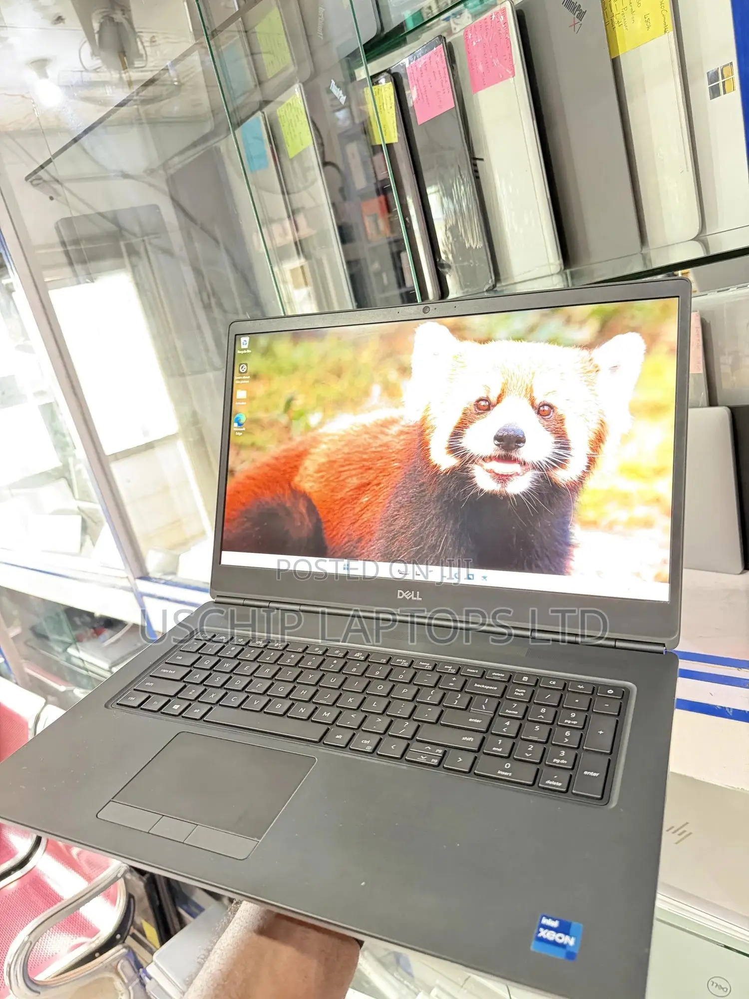 Laptop Dell Precision 7760 64GB Intel Xeon SSD 512GB