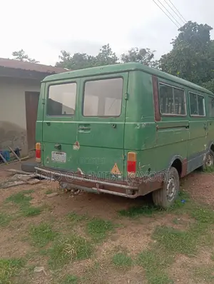 Volkswagen LT 1999 Green
