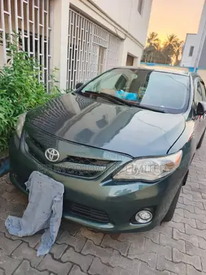 Toyota Corolla 2010 Green