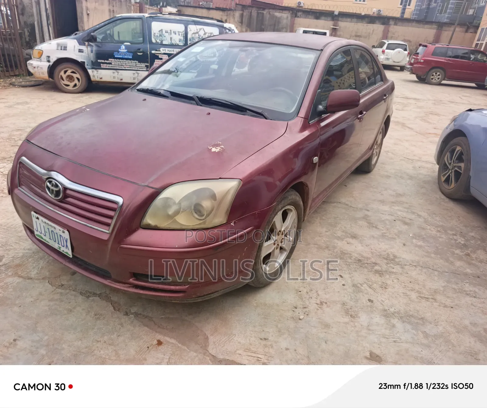 Toyota Avensis 2007 Red