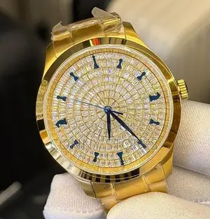 Skyseed That Leans a "Iced-Out" or "Bling" Aesthetic.