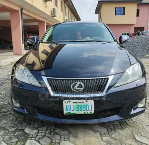 Lexus IS 250 2009 Blue