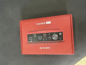 Scarlet 2i2 Third Generation/ Speakers Stand