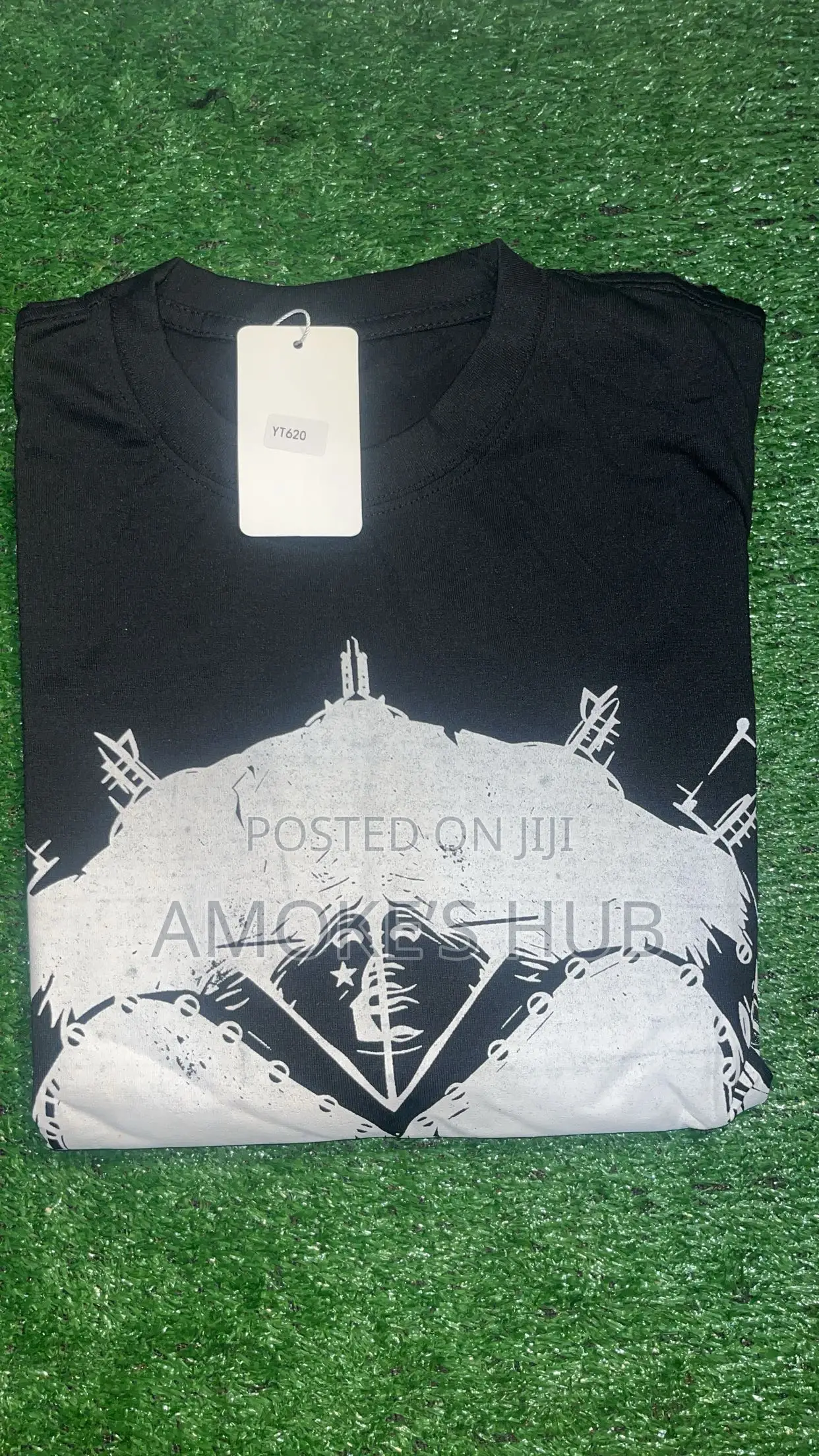 T-shirt / Tees