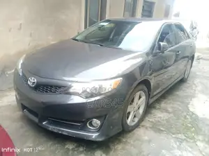 Toyota Camry 2012 Gray