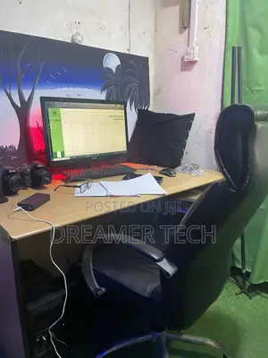 Studio Space : Book Your Session Today