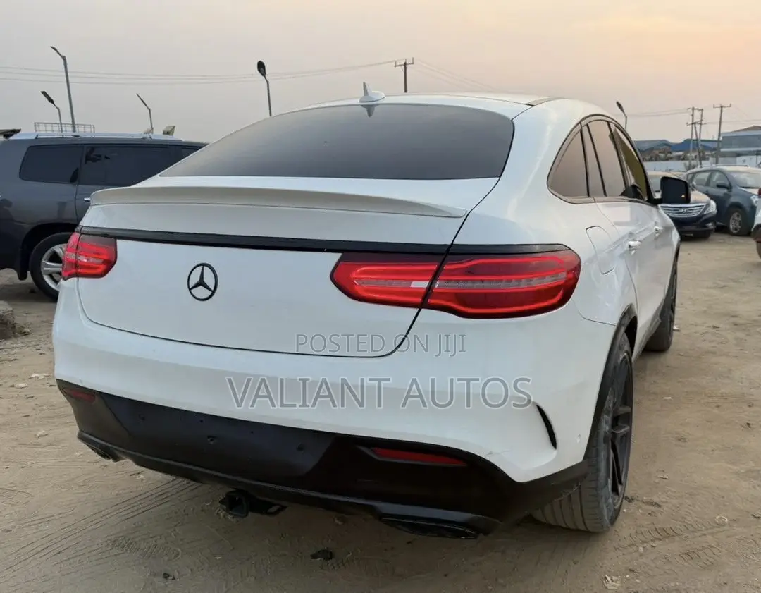 Mercedes-Benz GLE-Class 2016 White