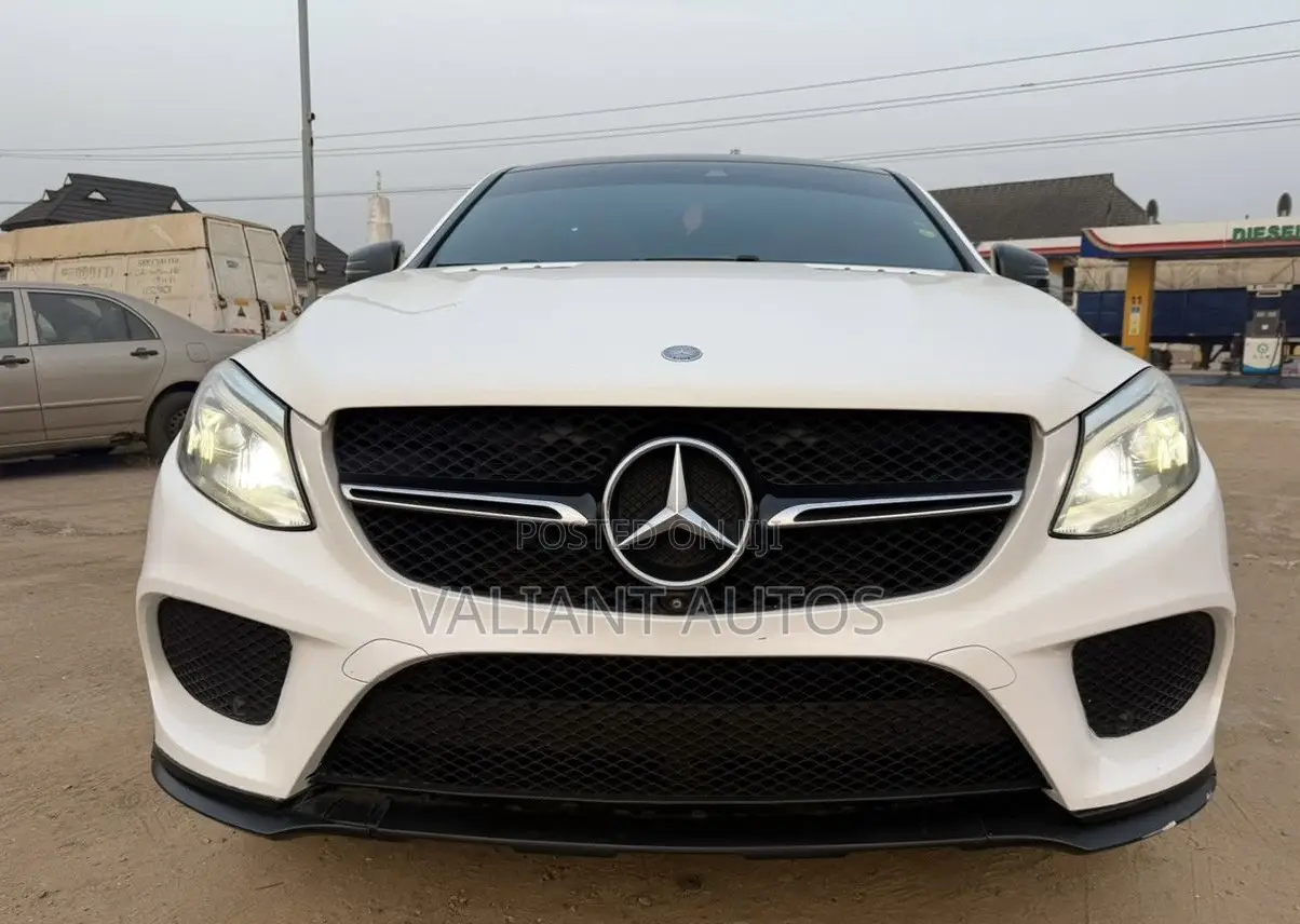 Mercedes-Benz GLE-Class 2016 White