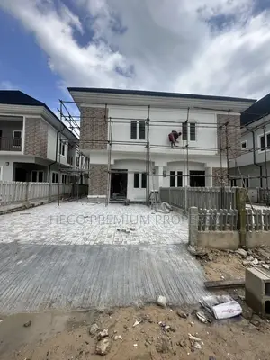 3bdrm Duplex in Reef Court Estate, Abuloma for rent
