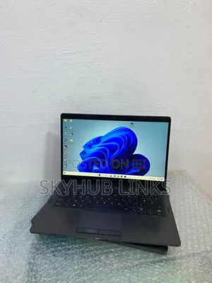 Laptop Dell Latitude 5300 2-in-1 8GB Intel Core i5 SSD 256GB
