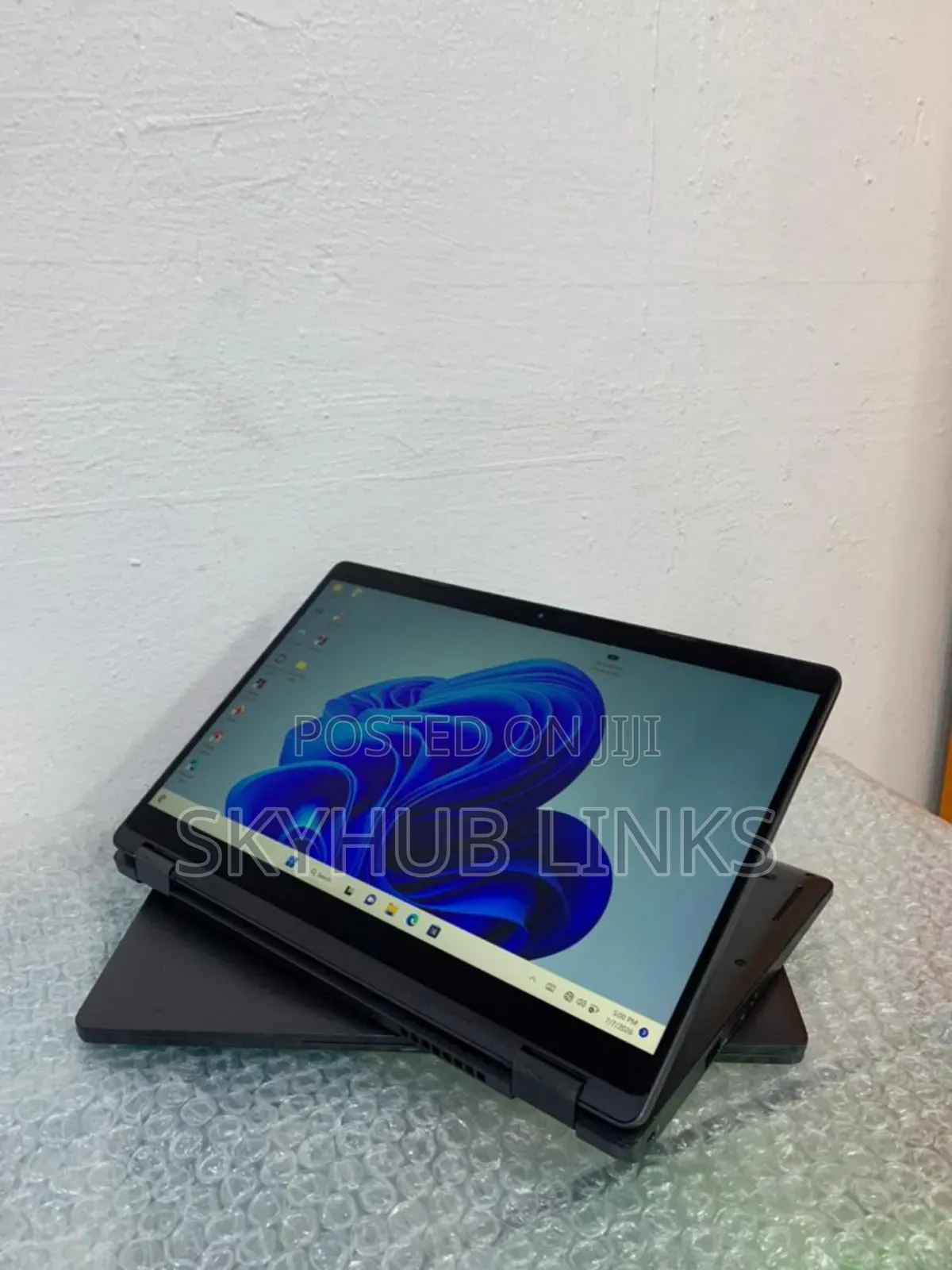 Laptop Dell Latitude 5300 2-in-1 8GB Intel Core i5 SSD 256GB