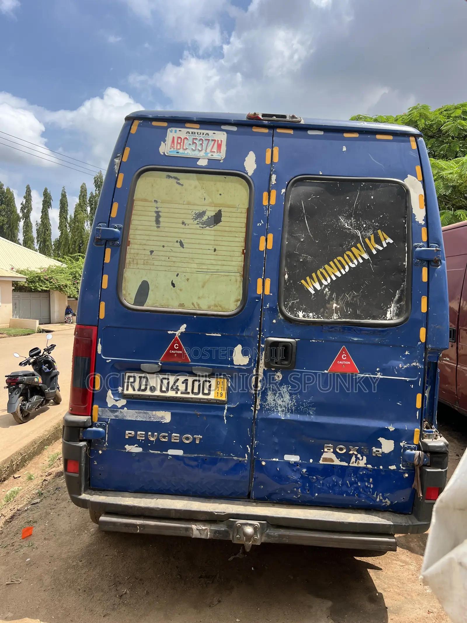 Peugeot Boxer 2019 Blue