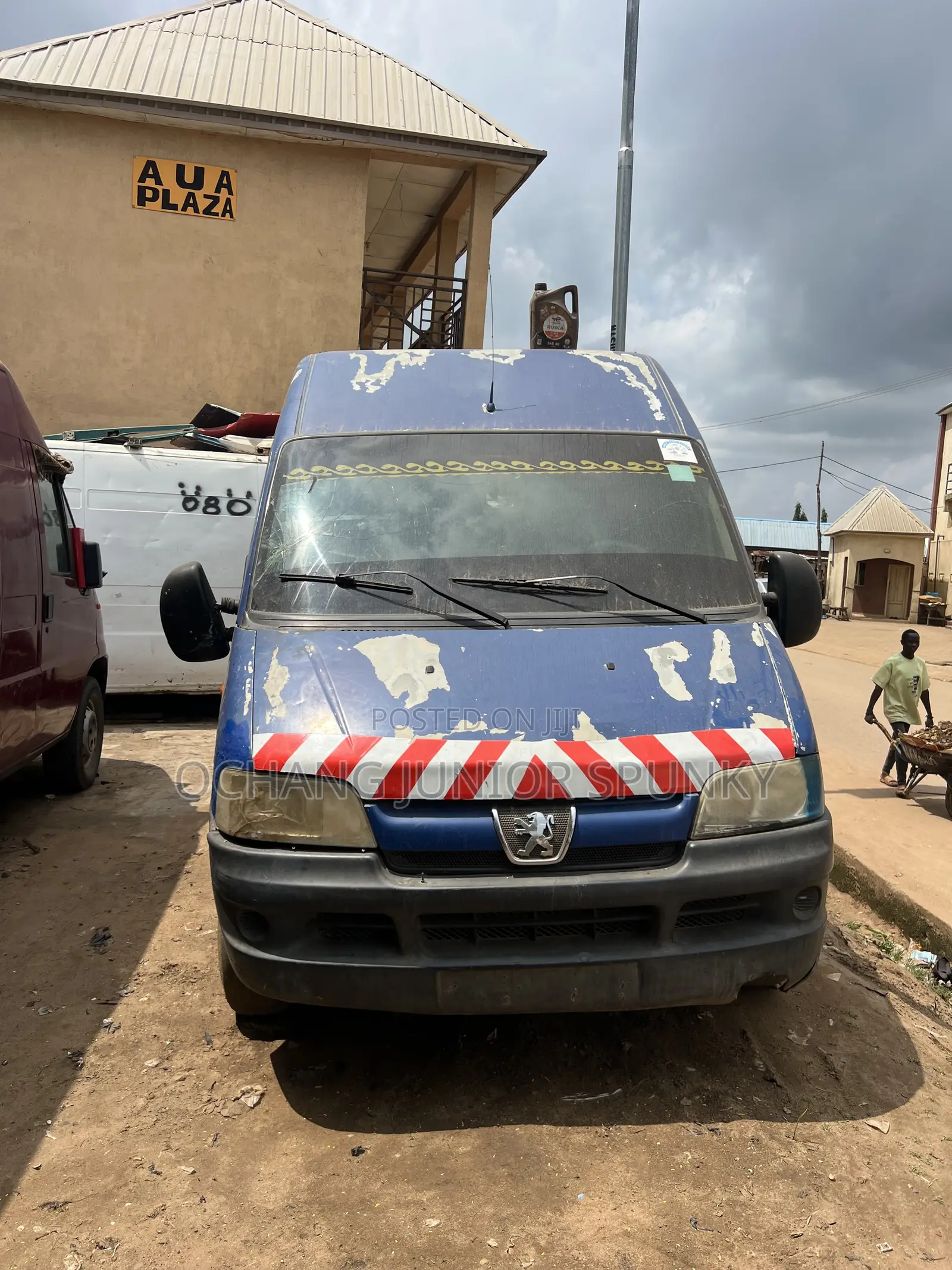 Peugeot Boxer 2019 Blue