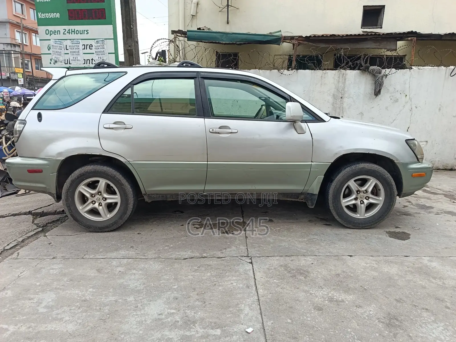 Lexus RX 2000 Gray