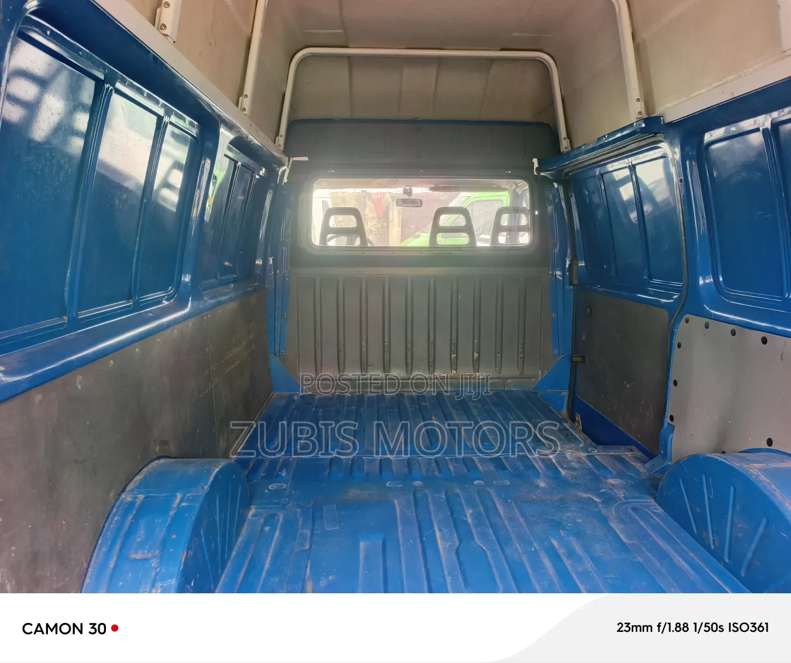 Ford Transit 2000 Blue