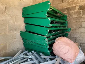 Manure Scrapper 2 and 3 Rows