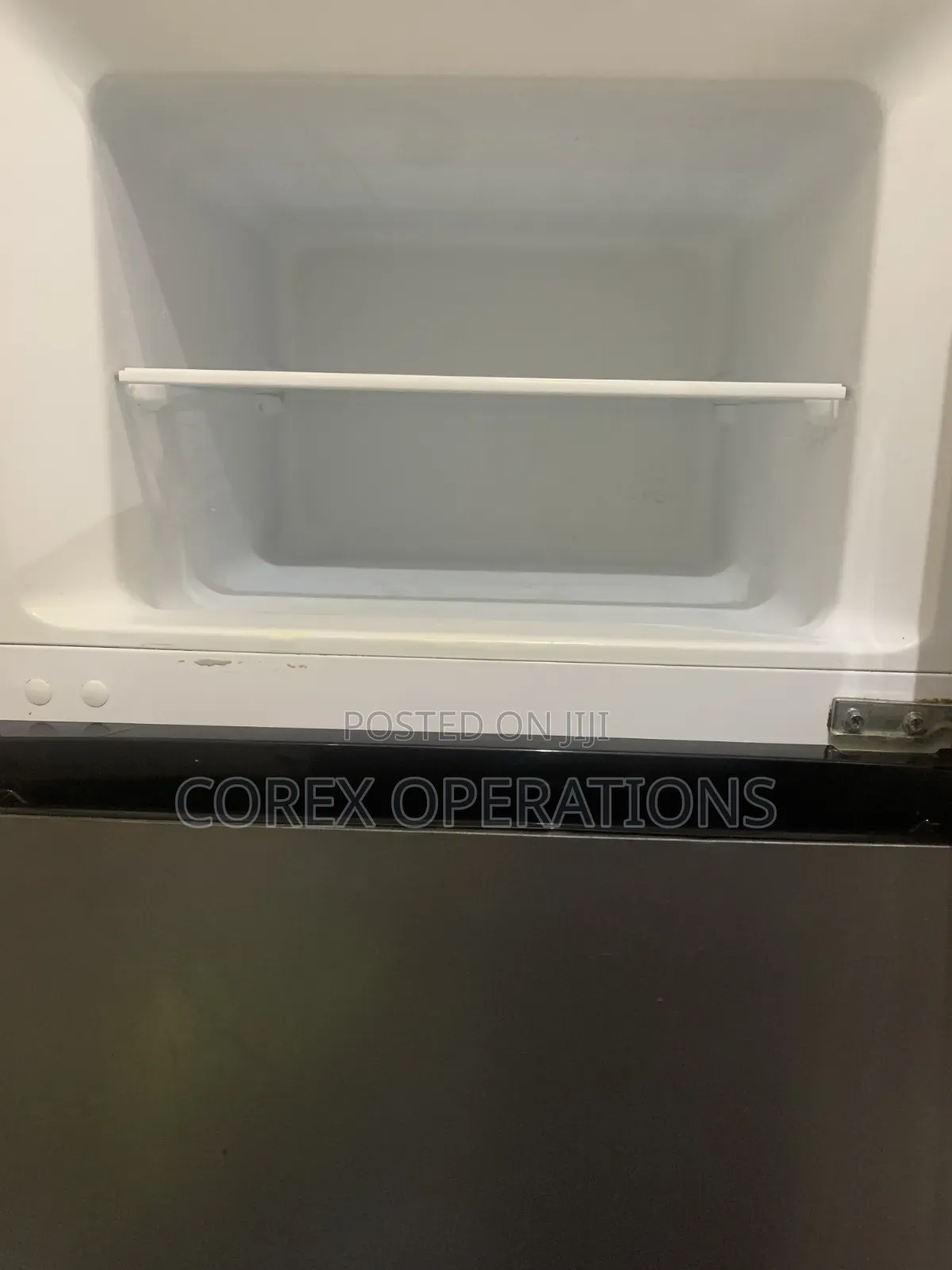Hisense Top Freezer, Double Door
